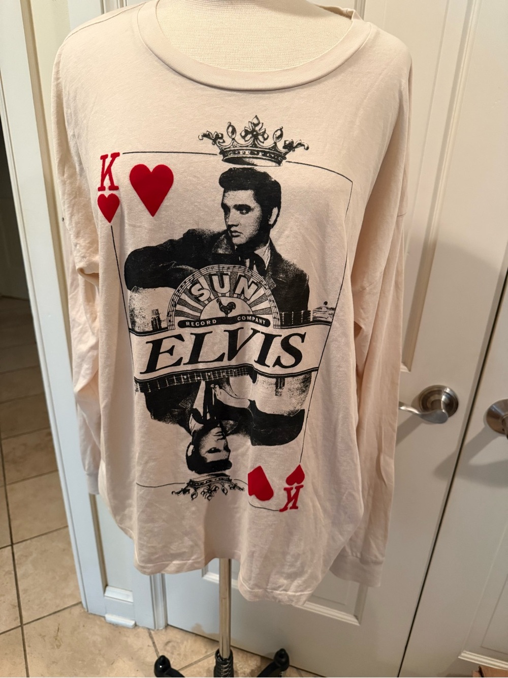 Daydreamer Elvis King of Hearts Long-Sleeve Sun Records Cream Jacket Large